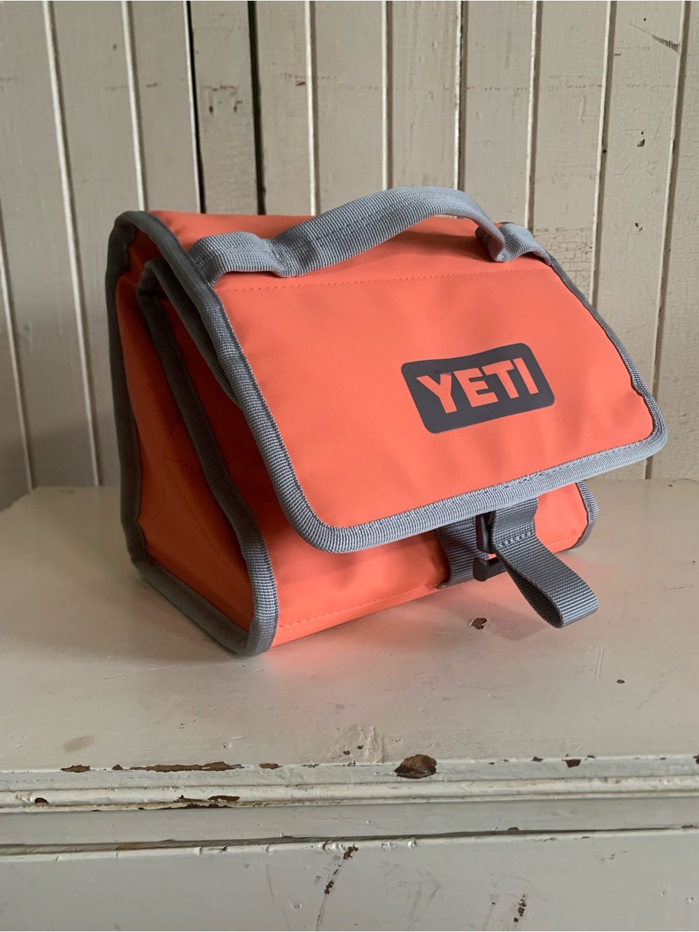 YETI Daytrip Coral Lunch Bag with Gray Trim like new